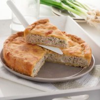 320 x 320: FOOD - MEAT PIE